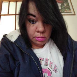 Meet your Posher, Antoinette